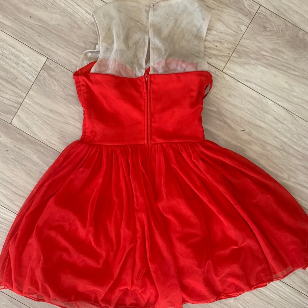 Dress - Picture 3 of 4